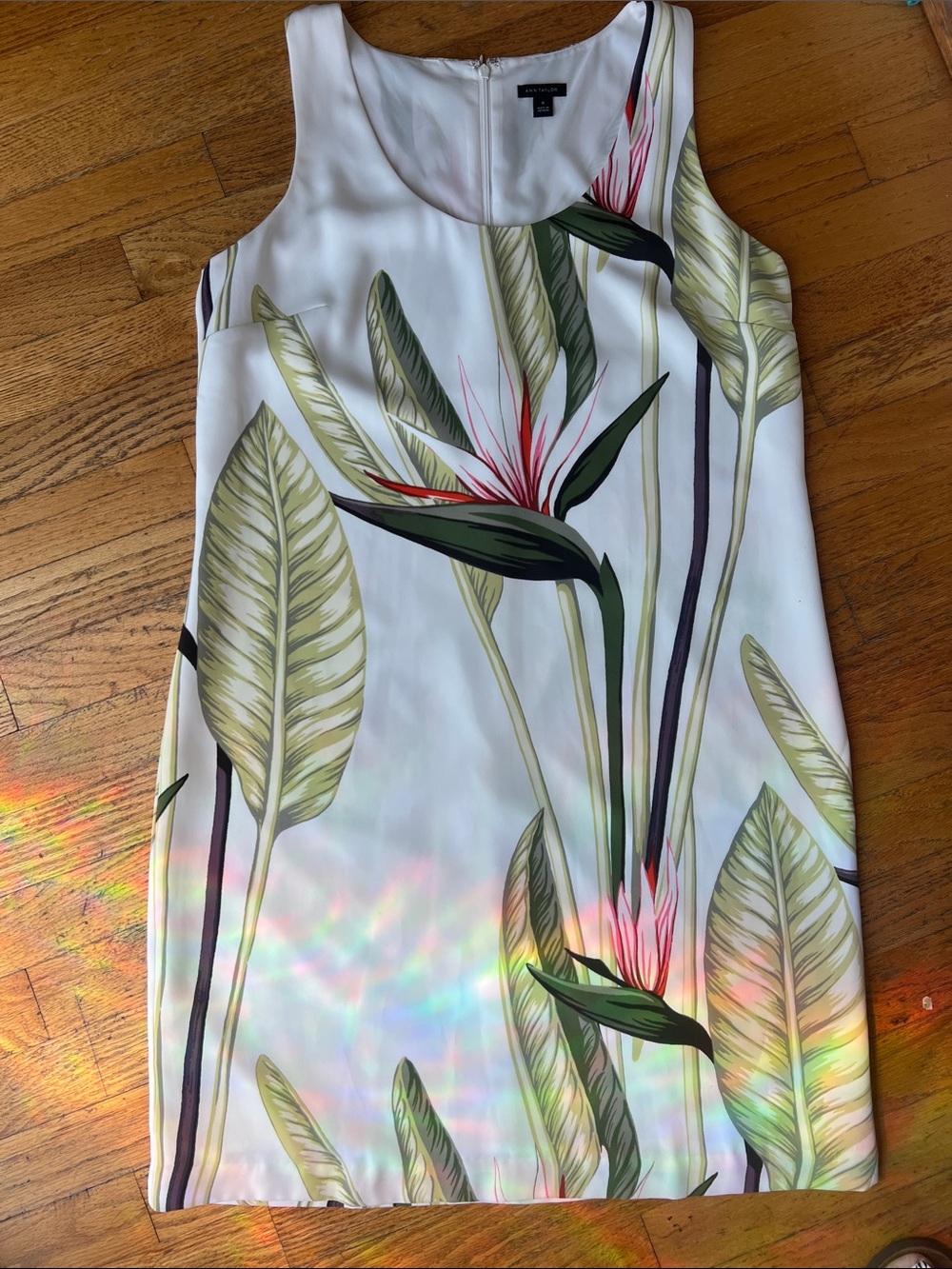 Ann Taylor White Sleeveless Shift Dress Green and Pink Tropical Print size 10